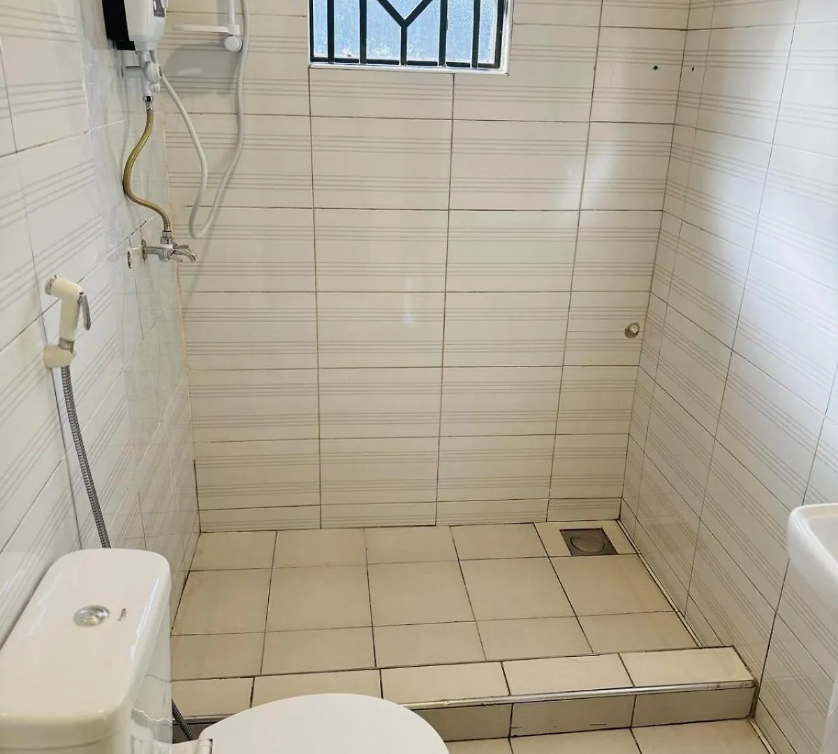 Appartement 15 Min Walk To Acacia Mall 1Br On Mawanda Rd Kampala Ouganda