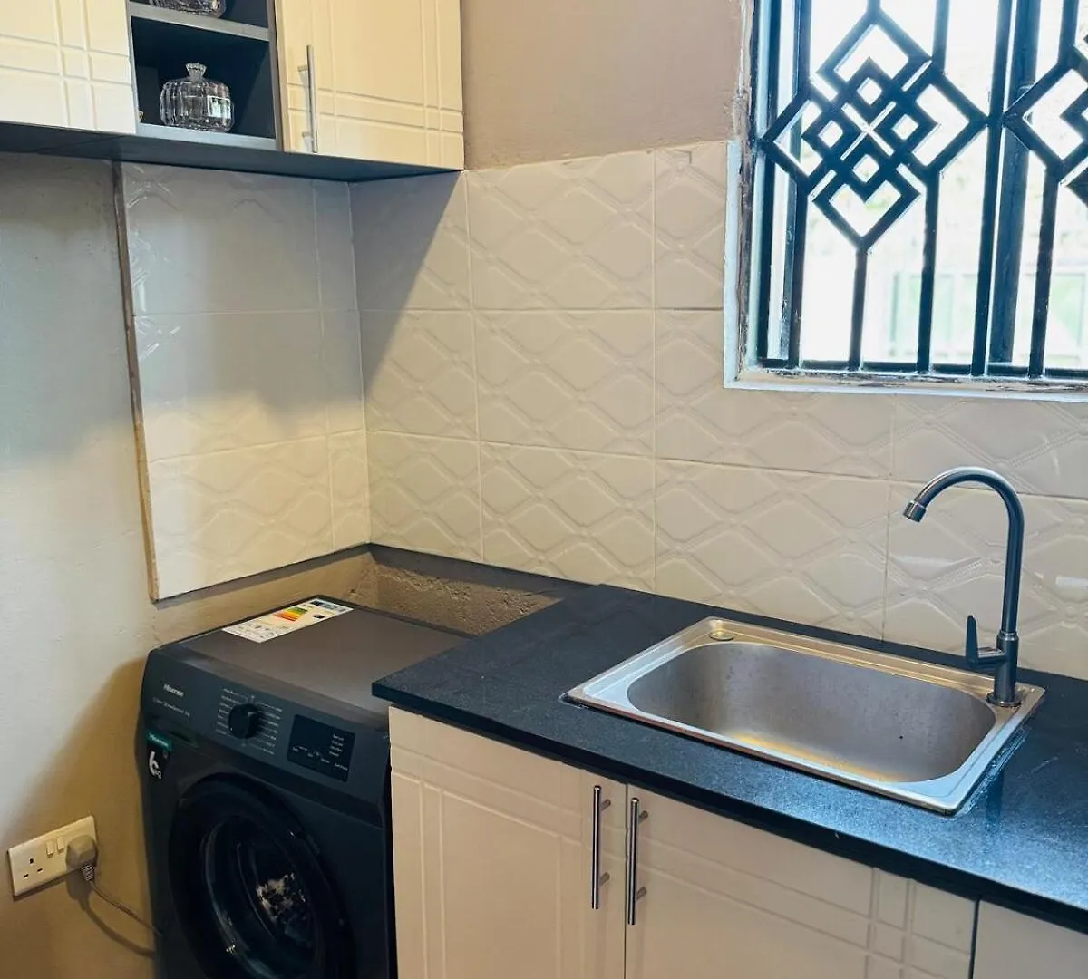 15 Min Walk To Acacia Mall 1Br On Mawanda Rd Kampala