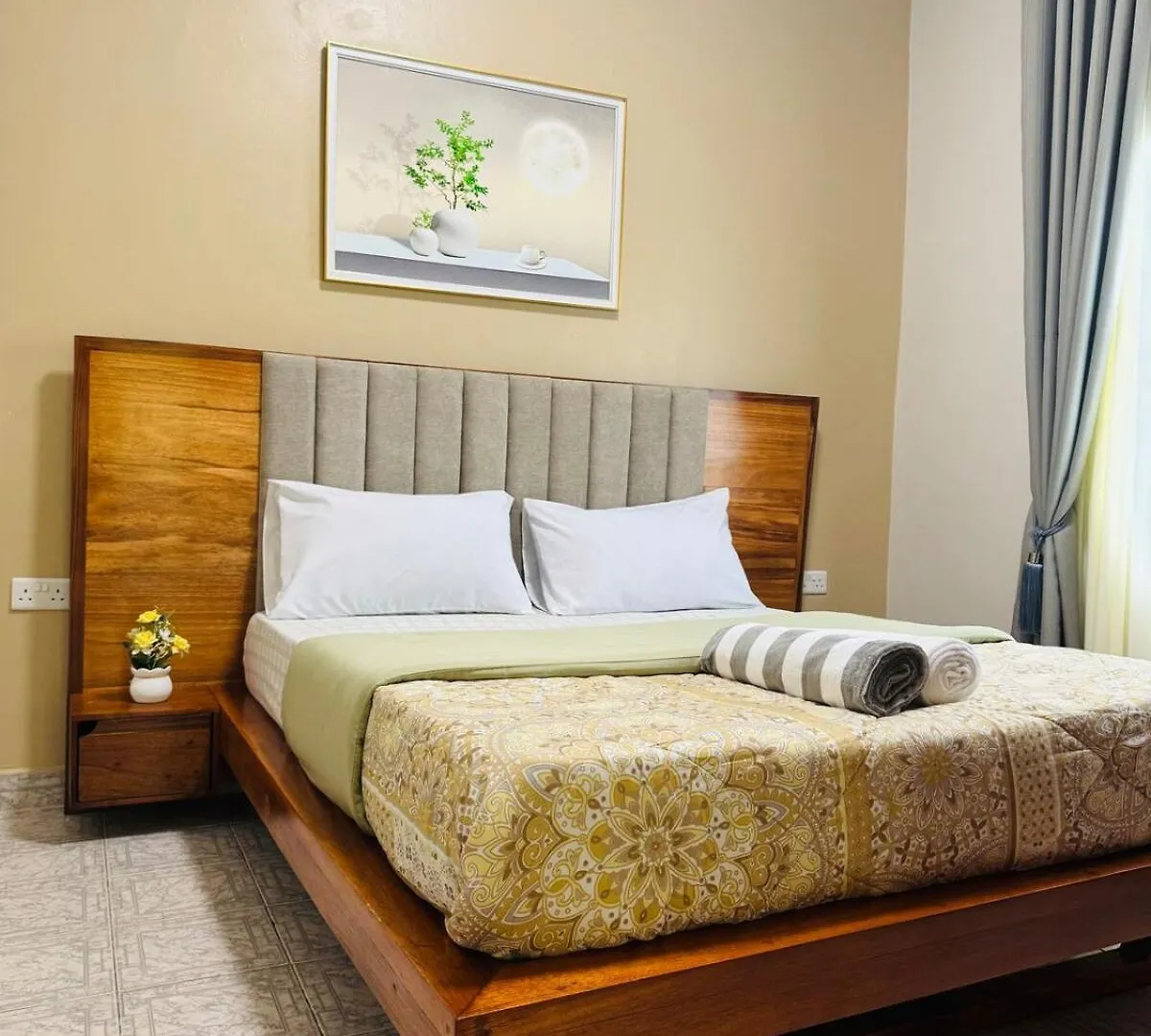 15 Min Walk To Acacia Mall 1Br On Mawanda Rd Kampala 0*,  Ouganda